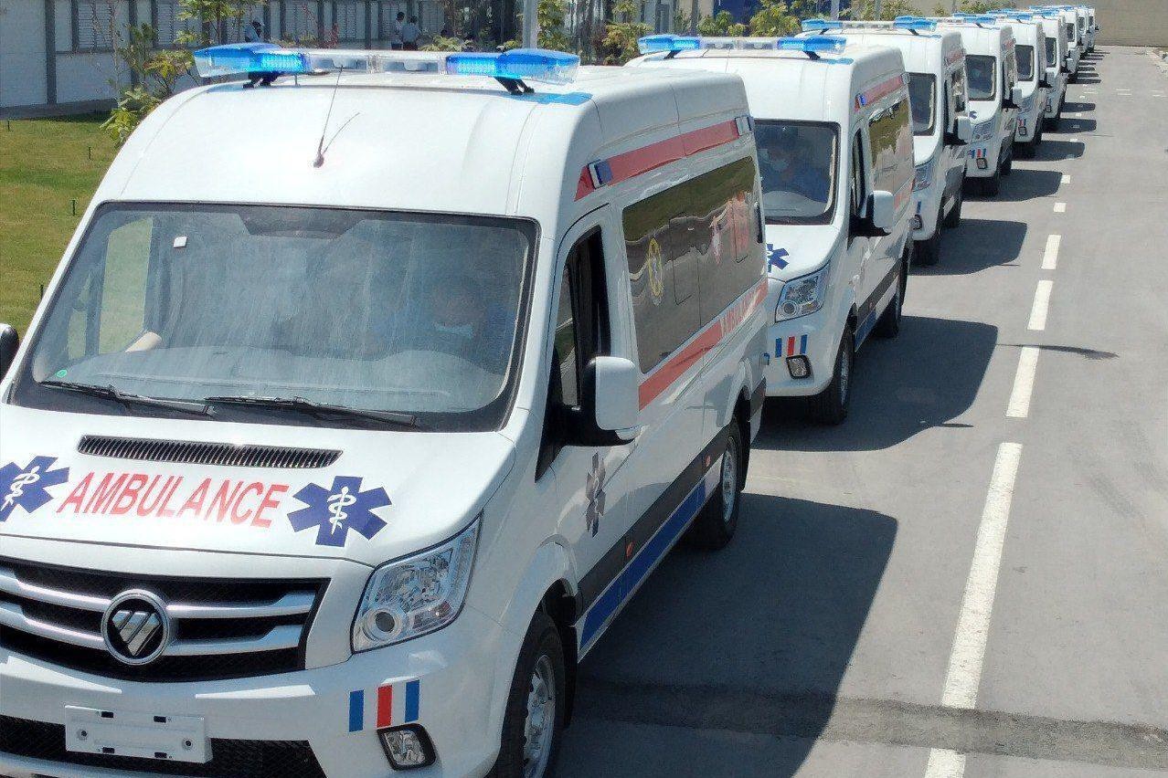 В Узбекистан привезли 15 реанимобилей для транспортировки больных с коронавирусом