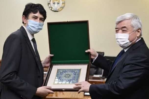 Министр здравоохранения встретился с послом Индии в Узбекистане