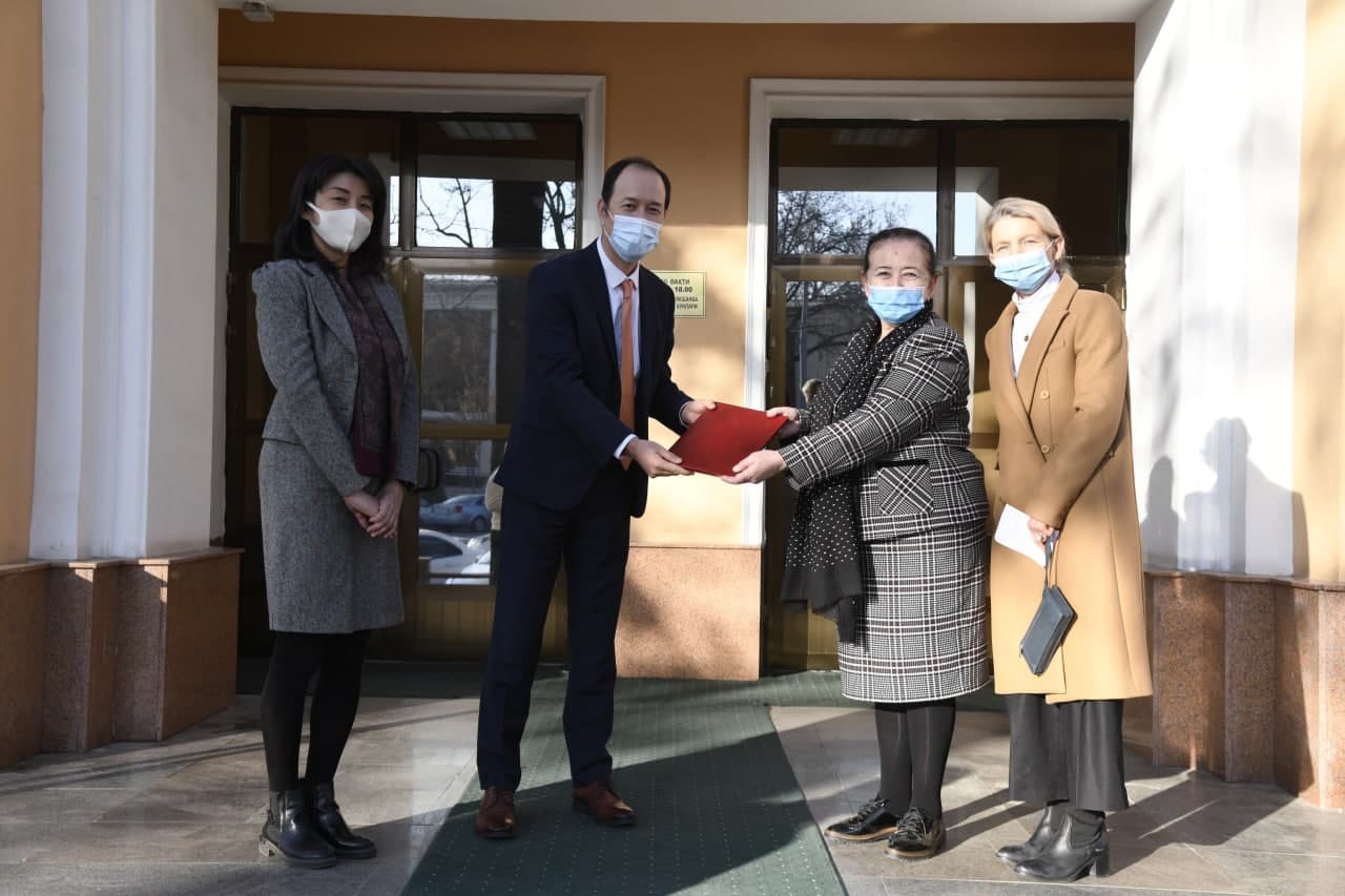 Минздрав: в Узбекистане улучшится скрининг на рак шейки матки